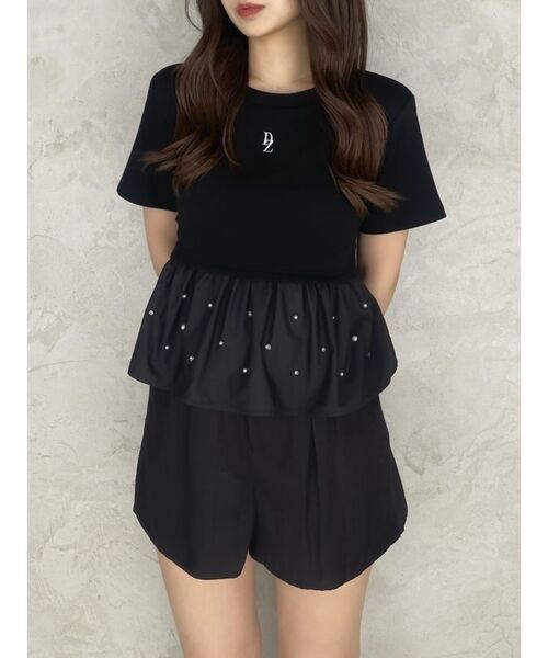 dazzlin(ダズリン)の「バックリボンビジューペプラムTシャツ(Tシャツ/カットソー・レディース・オフホワイト/ブラック/ピンク・FREE)」の3枚目の写真