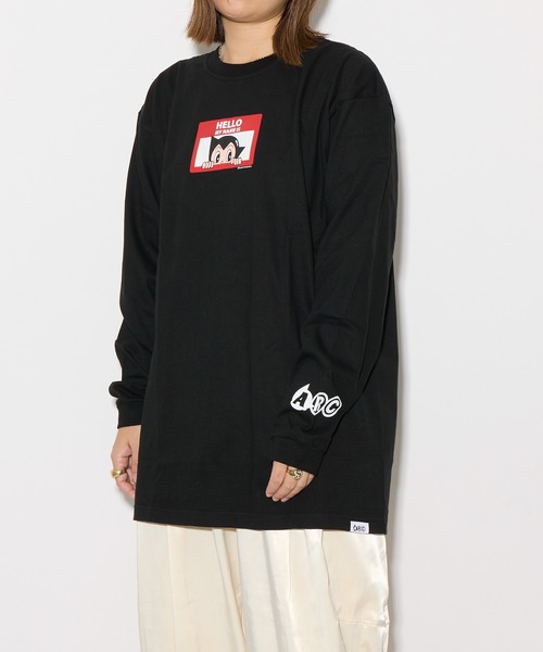 THE BAREFOOT（ベアフット）の「【 鉄腕アトム 】 HELLO MY NAME IS（ATOM）グラフィック ロンT ARI（Tシャツ/カットソー・メンズ・レッド/パープル/ブルー・XL/L/M）」の3枚目の写真