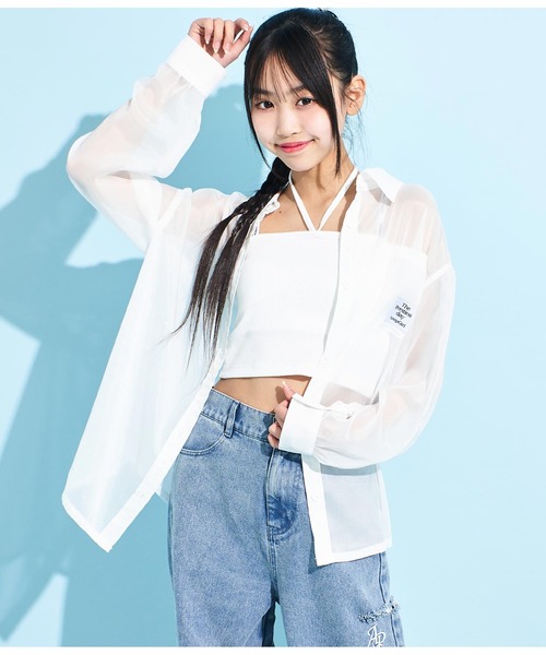 ANAP GiRL(アナップガール)の「ラメシアーオーバーシャツ(シャツ/ブラウス・キッズ・ホワイト/ブラック/サックスブルー・XS/S/M)」の2枚目の写真