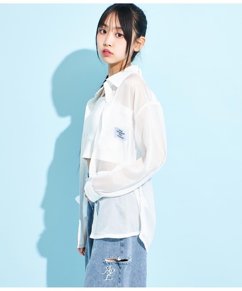 ANAP GiRL(アナップガール)の「ラメシアーオーバーシャツ(シャツ/ブラウス・キッズ・ホワイト/ブラック/サックスブルー・XS/S/M)」の6枚目の写真