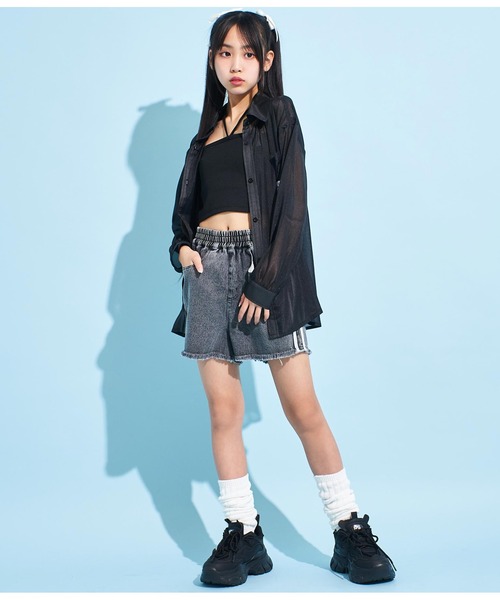 ANAP GiRL(アナップガール)の「ラメシアーオーバーシャツ(シャツ/ブラウス・キッズ・ホワイト/ブラック/サックスブルー・XS/S/M)」の14枚目の写真