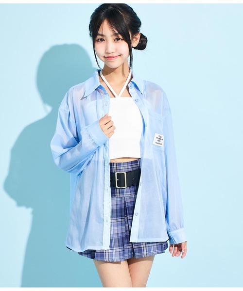 ANAP GiRL(アナップガール)の「ラメシアーオーバーシャツ(シャツ/ブラウス・キッズ・ホワイト/ブラック/サックスブルー・XS/S/M)」の17枚目の写真
