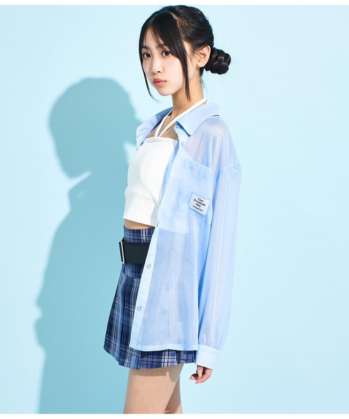 ANAP GiRL(アナップガール)の「ラメシアーオーバーシャツ(シャツ/ブラウス・キッズ・ホワイト/ブラック/サックスブルー・XS/S/M)」の18枚目の写真