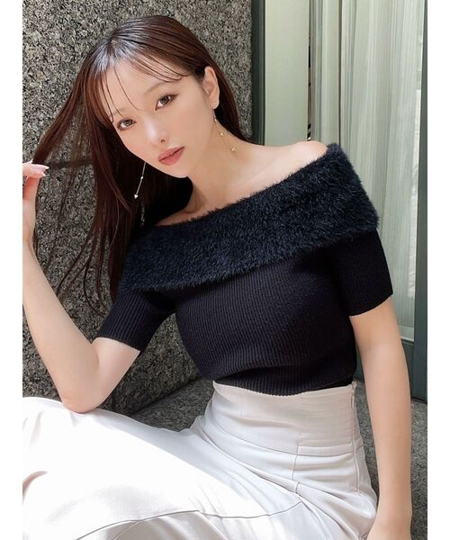 RESEXXY(リゼクシー)の「シャギーコンビオフショルニットトップス(ニット/セーター・レディース・ホワイト/レッド/ブラック・FREE)」の18枚目の写真