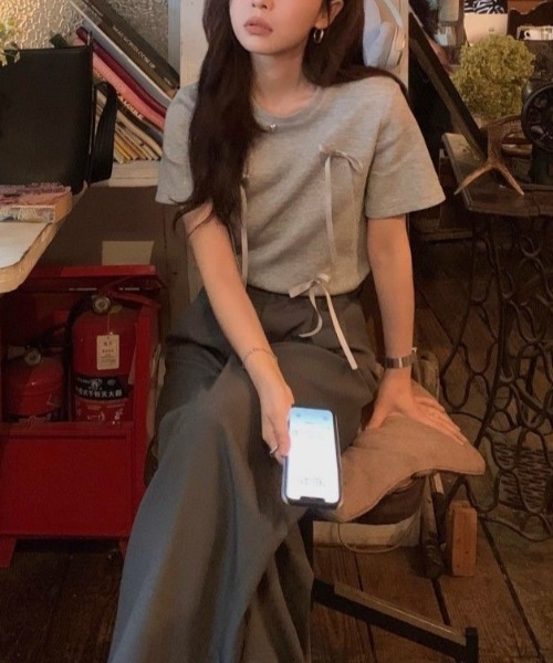 Vipoa(ヴィポア)の「lace ribbon tee(Tシャツ/カットソー・レディース・ブラック/グレー・FREE)」の14枚目の写真