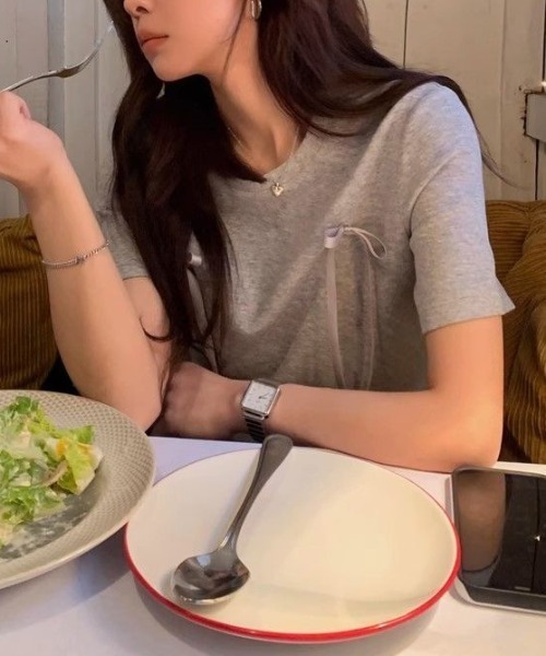 Vipoa(ヴィポア)の「lace ribbon tee(Tシャツ/カットソー・レディース・ブラック/グレー・FREE)」の15枚目の写真