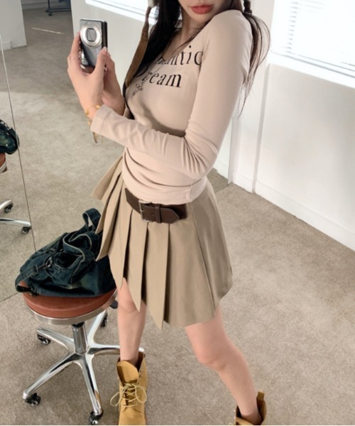 Vipoa（ヴィポア）の「ロゴプリントロングTEE（Tシャツ/カットソー・レディース・グレー/ベージュ・FREE）」の6枚目の写真