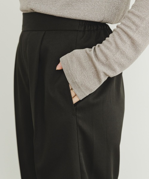 ITEMS URBANRESEARCH（アイテムズ アーバンリサーチ）の「ジレ×パンツセット（パンツドレス・レディース・ブラック/ベージュ・FREE）」の20枚目の写真