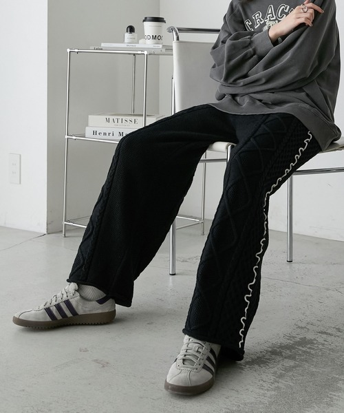 forksy.(フォルクシー)の「【forksy.】【セットアップ対応】メロー配色ステッチケーブルニットパンツ(その他パンツ・レディース・ブラック/アイボリー/杢グレー/バーガンディー・FREE)」の8枚目の写真