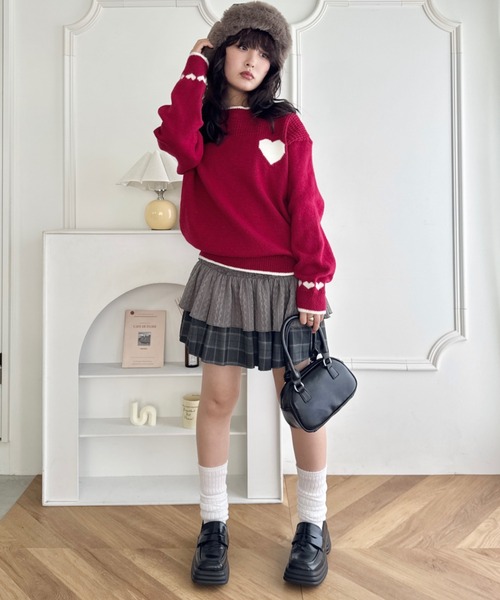 SOLLON.（ソルロン）の「ポイントハートニットトップス（ニット/セーター・レディース・レッド/アイボリー/ブラック/ネイビー・FREE）」の17枚目の写真