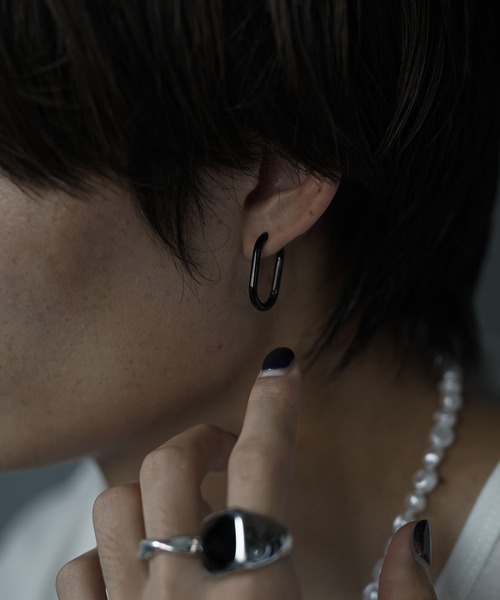 MinoriTY（マイノリティ）の「【MinoriTY Select】スクエアフープピアス メンズ ウィメンズ ユニセックス（ピアス（片耳用）・メンズ・ブラック/シルバー/ゴールド・FREE）」の19枚目の写真