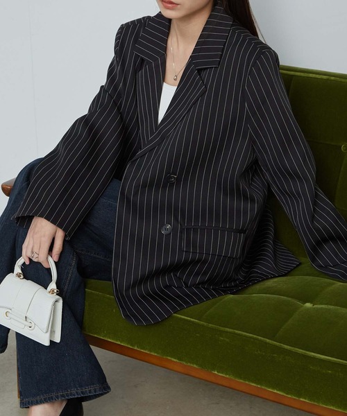 VETEMENTS ブラック ストライプ テーラードジャケット ピンストライプテーラードジャケット（テーラードジャケット