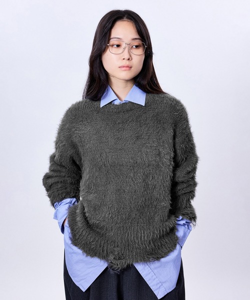 M TO R(ムウトアール)の「BROKEN SHAGGY KNIT PULLOVER(ニット/セーター・レディース・ホワイト/カーキ/グレー/レッド・40/38)」の3枚目の写真