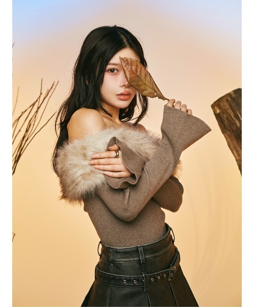 ダーリッチ darich カラーファーオフショルニットトップス BLK ダーリッチ Darich カラーファーオフショルニットトップス