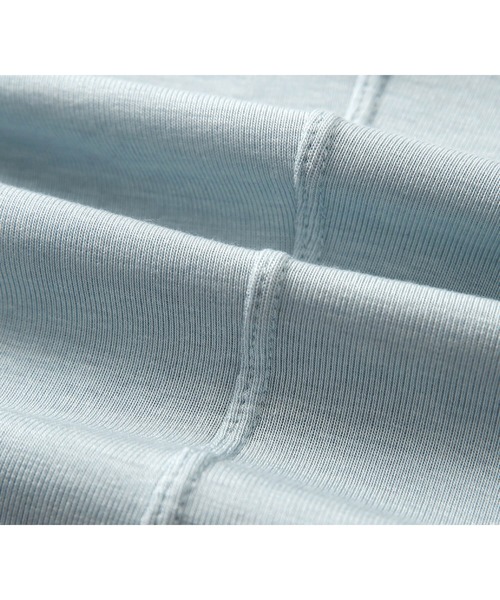 Cinderella（シンデレラ）の「カットソー トップス 長袖 クルーネック シンプル 伸縮性 レディース 女性 オフィス 上品 無地 春 秋 冬（Tシャツ/カットソー・レディース・ブラウン/ベージュ/ネイビー/ブラック/ブルー/グレー/クリーム・MEDIUM/LARGE）」の12枚目の写真