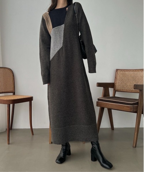 WILLFULLY（ウィルフリー）の「placement rib dissymmetry slit knit  