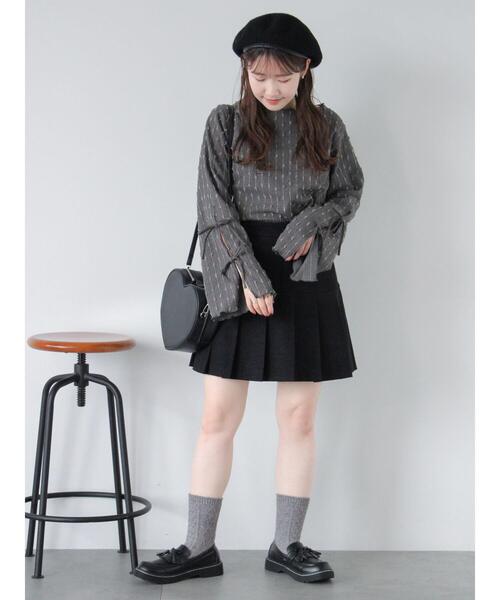 ehka sopo（エヘカソポ）の「袖リボンカットソー（Tシャツ/カットソー・レディース・キナリ/ブラック/グレー・F）」の20枚目の写真