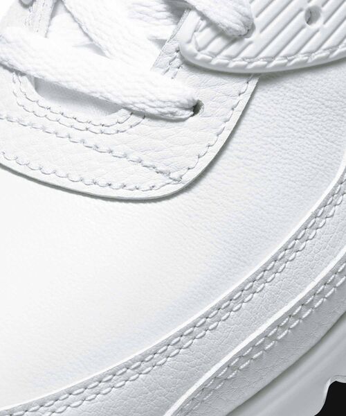 NIKE(ナイキ)の「エア マックス 90 LTR メンズシューズ / Air Max 90 LTR Men's Shoe CZ5594-100 White(スニーカー・メンズ・ホワイト・30.5/24/24.5/25/25.5/26/26.5/27/27.5/28/28.5/29/29.5/30/31/32)」の9枚目の写真
