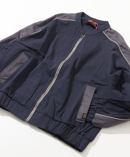 KRIFF MAYER Lady's Collection（クリフメイヤーレディースコレクション）の「ドルマンスリーブツイルブルゾン（ブルゾン・レディース・ベージュ/ナチュラル/ブルー/ネイビー・LARGE/MEDIUM）」の3枚目の写真