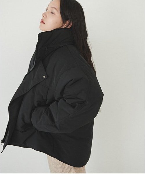 LUKU nari(ルクナーリ)の「モンスターコート(ブルゾン・レディース・ブラック/キナリ・F)」の4枚目の写真