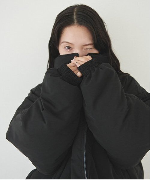LUKU nari(ルクナーリ)の「モンスターコート(ブルゾン・レディース・ブラック/キナリ・F)」の5枚目の写真