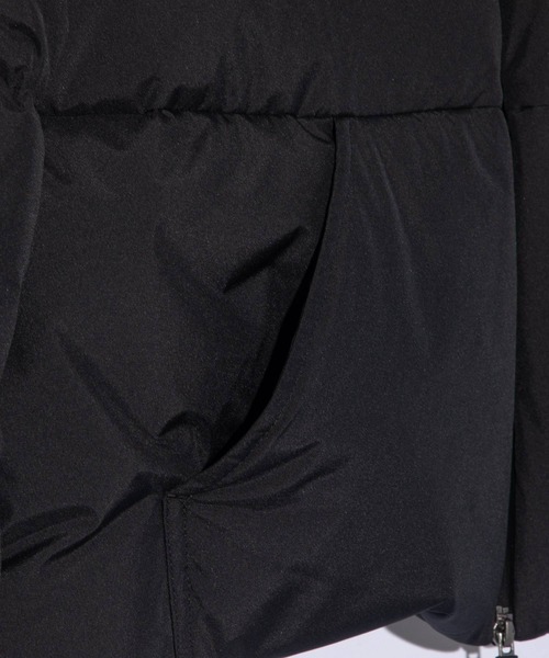 HERNO（ヘルノ）の「HERNO Laminar GORE-TEX INFINIUM WINDSTOPPER ラミナー ゴアテックス　インフィニウム ウィンドストッパー　ダウンジャケット（ダウンジャケット/コート・レディース・ブラック/ネイビー/グレー系1・44/42/40）」の12枚目の写真