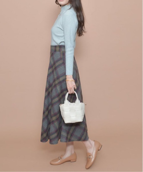 &soiree(アンドソワレ)の「【&soiree】セミハイネックリブニットプルオーバー(CP)(ニット/セーター・レディース・キャメル/ホワイト/グレー・FREE)」の16枚目の写真