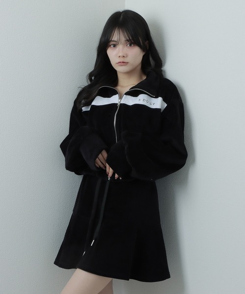 M DOLLY(エムドリー)の「*M DOLLY original* line logo zip tops/ラインロゴジップトップス(ジャージ・レディース・ベージュ/ブラック・FREE)」の11枚目の写真