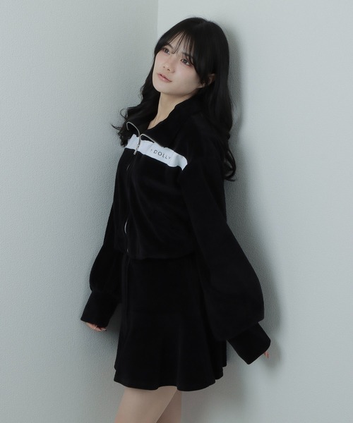 M DOLLY(エムドリー)の「*M DOLLY original* line logo zip tops/ラインロゴジップトップス(ジャージ・レディース・ベージュ/ブラック・FREE)」の12枚目の写真