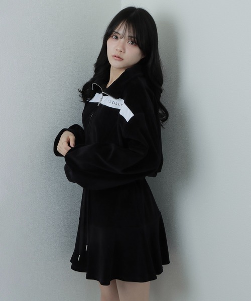 M DOLLY(エムドリー)の「*M DOLLY original* line logo zip tops/ラインロゴジップトップス(ジャージ・レディース・ベージュ/ブラック・FREE)」の13枚目の写真
