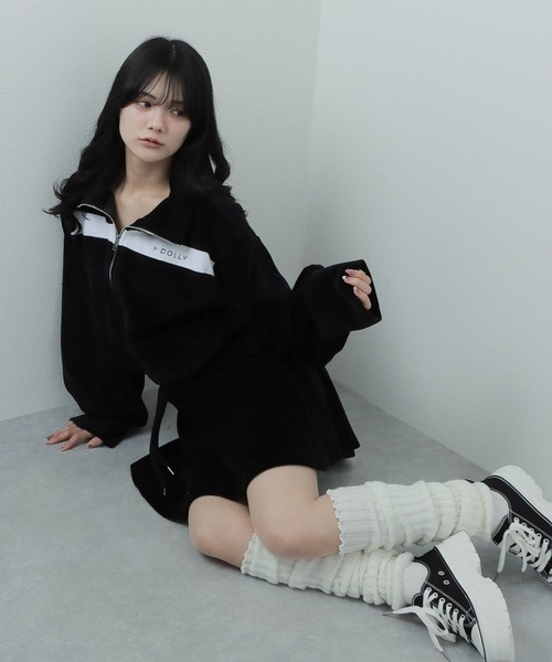 M DOLLY(エムドリー)の「*M DOLLY original* line logo zip tops/ラインロゴジップトップス(ジャージ・レディース・ベージュ/ブラック・FREE)」の16枚目の写真