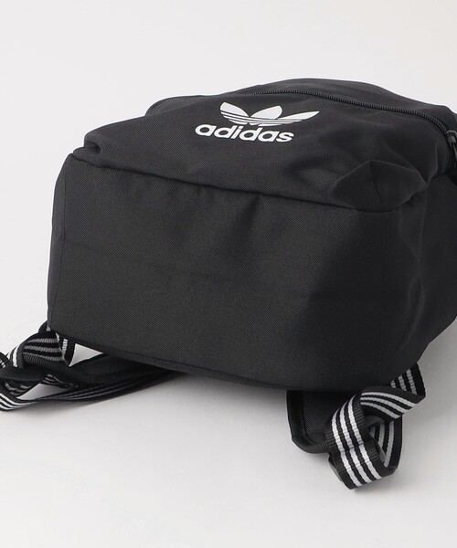 adidas Originals（アディダスオリジナルス）の「＜adidas Originals＞アディカラー クラシック バックパック（S） 12.4 L / キッズ（バックパック/リュック・キッズ・ブラック・FREE）」の6枚目の写真