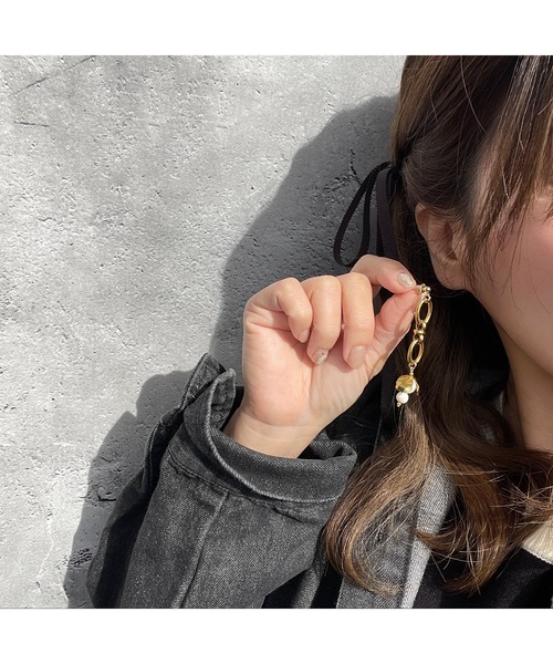 tone(トーン)の「【musk】ゴールドチェーン×フラワーのピアス(MA)(ピアス(両耳用)・レディース・ゴールド・FREE)」の3枚目の写真