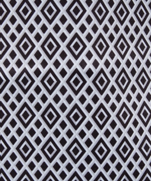 HIDEAWAYS NICOLE（ハイダウェイニコル）の「ジオメトリックプリント5分袖フードパーカー（パーカー・メンズ・オフホワイト/ネイビー/ブラック・X-LARGE/LARGE/MEDIUM）」の7枚目の写真