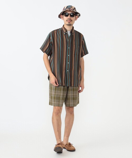 BEAMS PLUS（ビームスプラス）の「ダブルガーゼ マルチストライプ ボタンダウン シャツ クラシック フィット（シャツ/ブラウス・メンズ・ベージュ/ブラウン・M/L/S）」の9枚目の写真