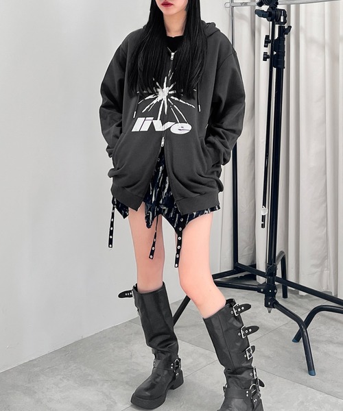 Figments（フィグメンツ）の「FOILプリントダブルZIPパーカー（パーカー・レディース・スミクロ/杢グレー・LARGE/X-LARGE）」の3枚目の写真