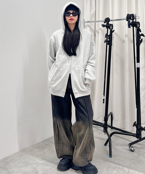 Figments（フィグメンツ）の「FOILプリントダブルZIPパーカー（パーカー・レディース・スミクロ/杢グレー・LARGE/X-LARGE）」の12枚目の写真