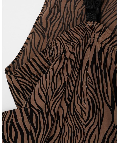 THOUSAND MILE(サウザンドマイル)の「【THOUSAND MILE】FRONT ZIP SALOPETTE OPPRINT/フロントジップサロペットワンピースゼブラ柄(サロペット/オーバーオール・レディース・ゼブラ・FREE)」の4枚目の写真