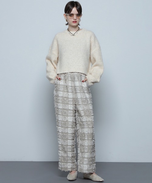 ROSE BUD(ローズバッド)の「クルーネックニットプルオーバー(ニット/セーター・レディース・グリーン/ブラック/ホワイト・ONE SIZE)」の4枚目の写真