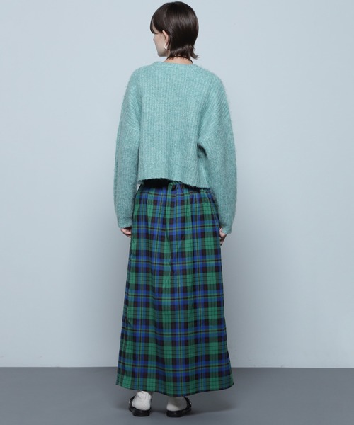 ROSE BUD(ローズバッド)の「クルーネックニットプルオーバー(ニット/セーター・レディース・グリーン/ブラック/ホワイト・ONE SIZE)」の21枚目の写真