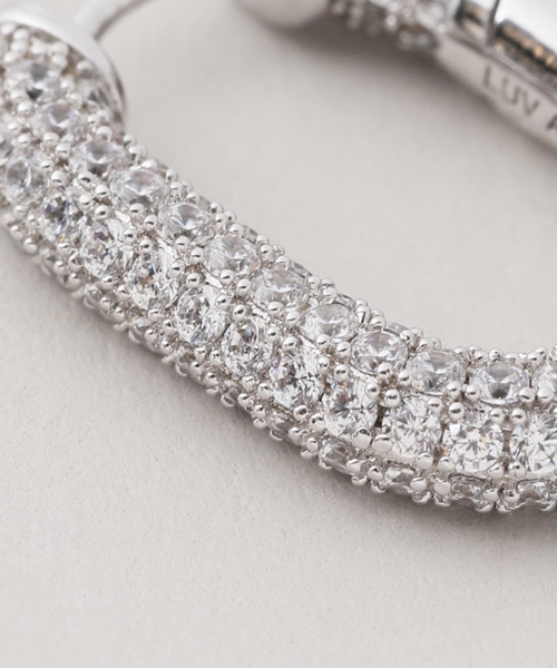 Luv Aj(ラブエージェー)の「LUV AJ XL(ラヴエージェイ) PAVE CHAIN LINK HOOP(ピアス(両耳用)・レディース・シルバー/ゴールド・FREE)」の10枚目の写真