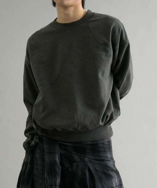 EPNK(イーピーエヌケー)の「【EPNK】Pigment cropped sweat shirt / ピグメントクロップドスウェットシャツ(スウェット・メンズ・ブラック/ダークブラウン・SMALL/LARGE/MEDIUM)」の6枚目の写真