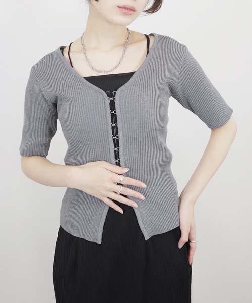 フロントホック半袖トップス／front hook half sleeve top