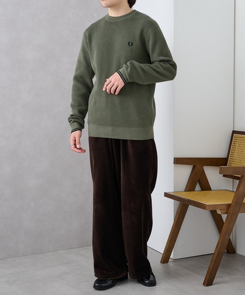 FRED PERRY(フレッドペリー)の「【FRED PERRY】WAFFLE STITCH JUMPER フレッドペリー ワッフルコットンニット ワンポイントロゴ刺繍 K6507(ニット/セーター・メンズ・アイボリー/ブラック・M/XL/L/S)」の8枚目の写真