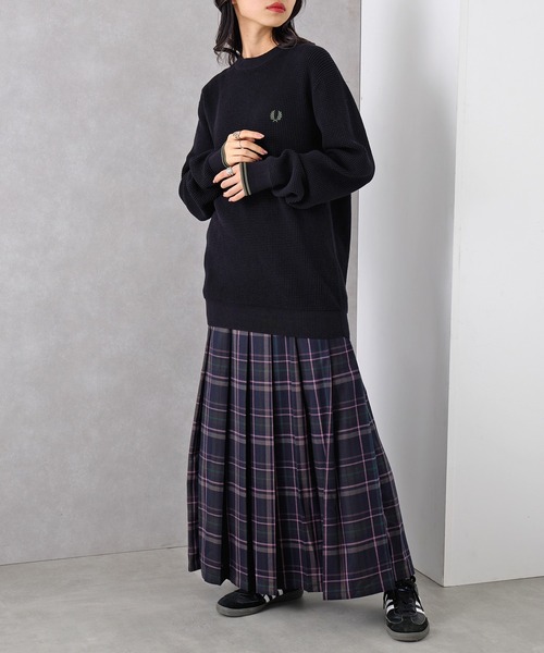 FRED PERRY(フレッドペリー)の「【FRED PERRY】WAFFLE STITCH JUMPER フレッドペリー ワッフルコットンニット ワンポイントロゴ刺繍 K6507(ニット/セーター・メンズ・アイボリー/ブラック・M/XL/L/S)」の21枚目の写真