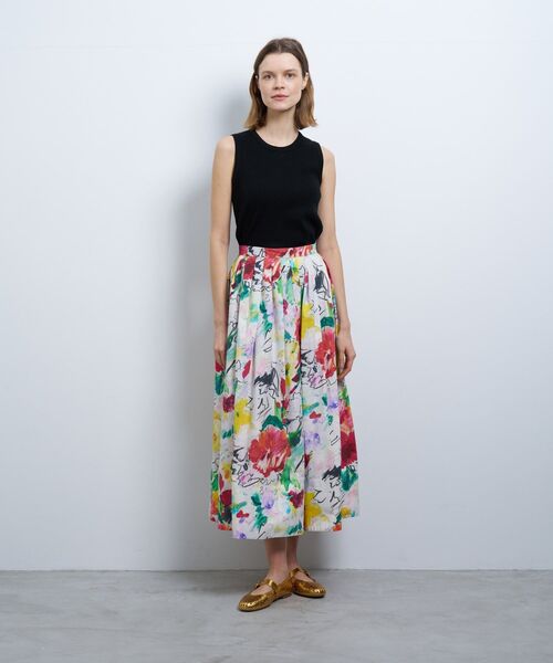 LANVIN en Bleu(ランバンオンブルー)の「fleur de fleurプリントタックスカート(スカート・レディース・ピンク・36)」の2枚目の写真