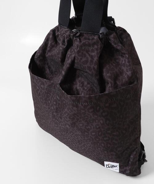 Drifter（ドリフター）の「『別注』DRIFTER×DOORS　ナップサック（バックパック/リュック・レディース・ベージュ/アニマル/ブラック・ONE）」の17枚目の写真