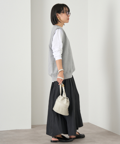 IENA（イエナ）の「LOOPWHEELER for LOWERCASE 別注 ライトツリウラケ Vネックベスト（ベスト・レディース・グレー/ホワイト・FREE）」の7枚目の写真