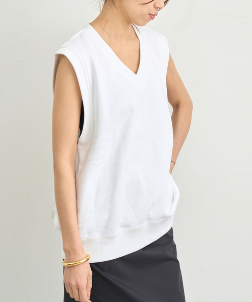 IENA（イエナ）の「LOOPWHEELER for LOWERCASE 別注 ライトツリウラケ Vネックベスト（ベスト・レディース・グレー/ホワイト・FREE）」の12枚目の写真