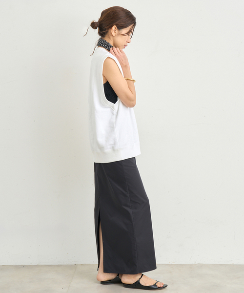 IENA（イエナ）の「LOOPWHEELER for LOWERCASE 別注 ライトツリウラケ Vネックベスト（ベスト・レディース・グレー/ホワイト・FREE）」の16枚目の写真